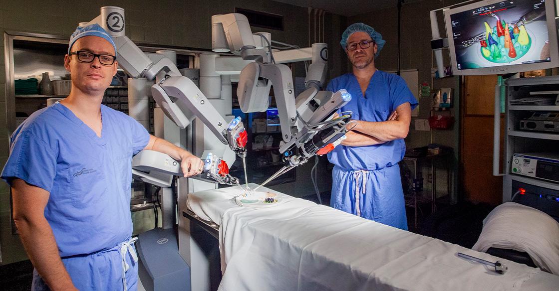 QEII’s Dr. Ross Mason (left) and Dr. Ricardo Rendon (right)